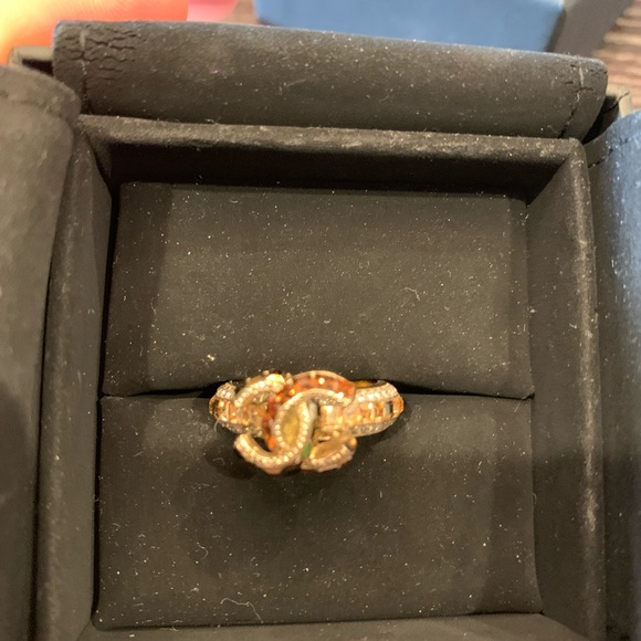 Authentic Chanel ring size 52 - Picture 3 of 6